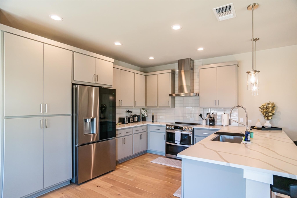 13309 Morris Rd - Photo 4