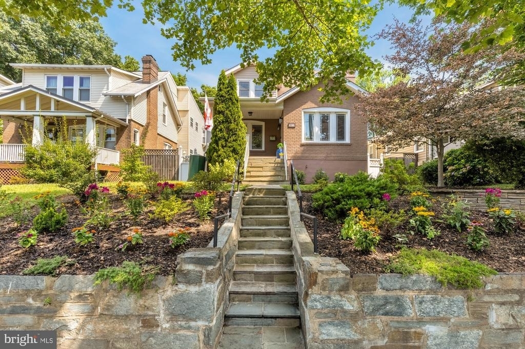 821 Elder Street Nw - Photo 0