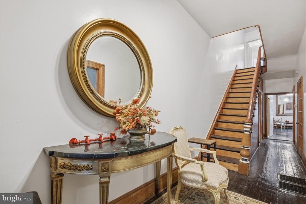 1205 4th Street Nw - Photo 2