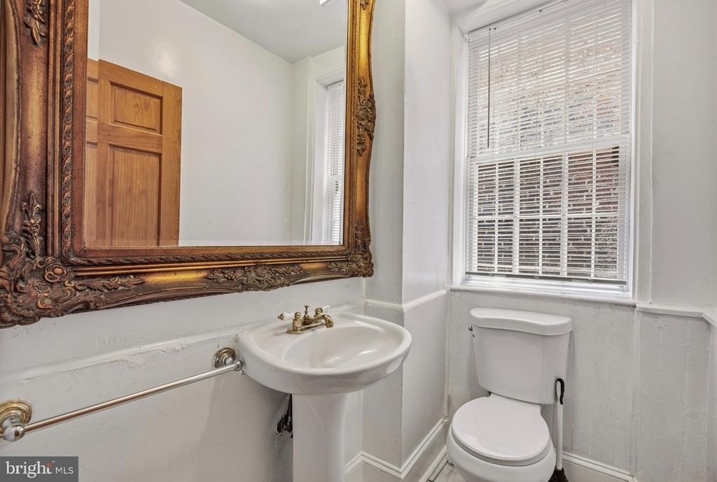 1205 4th Street Nw - Photo 9