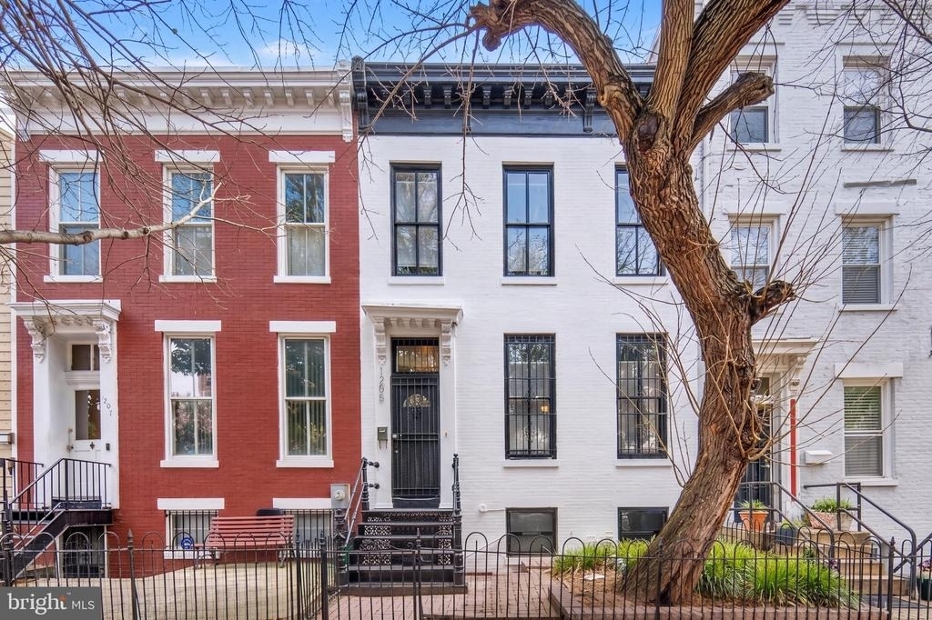 1205 4th Street Nw - Photo 0