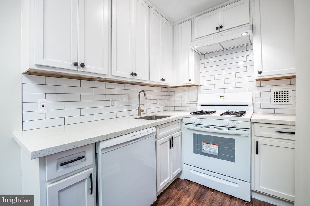 950 25th Street Nw - Photo 8