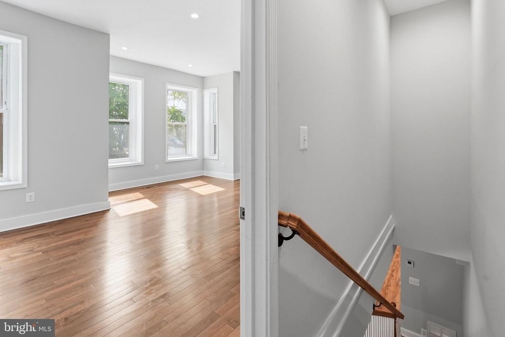 1618 1st Street Ne - Photo 12