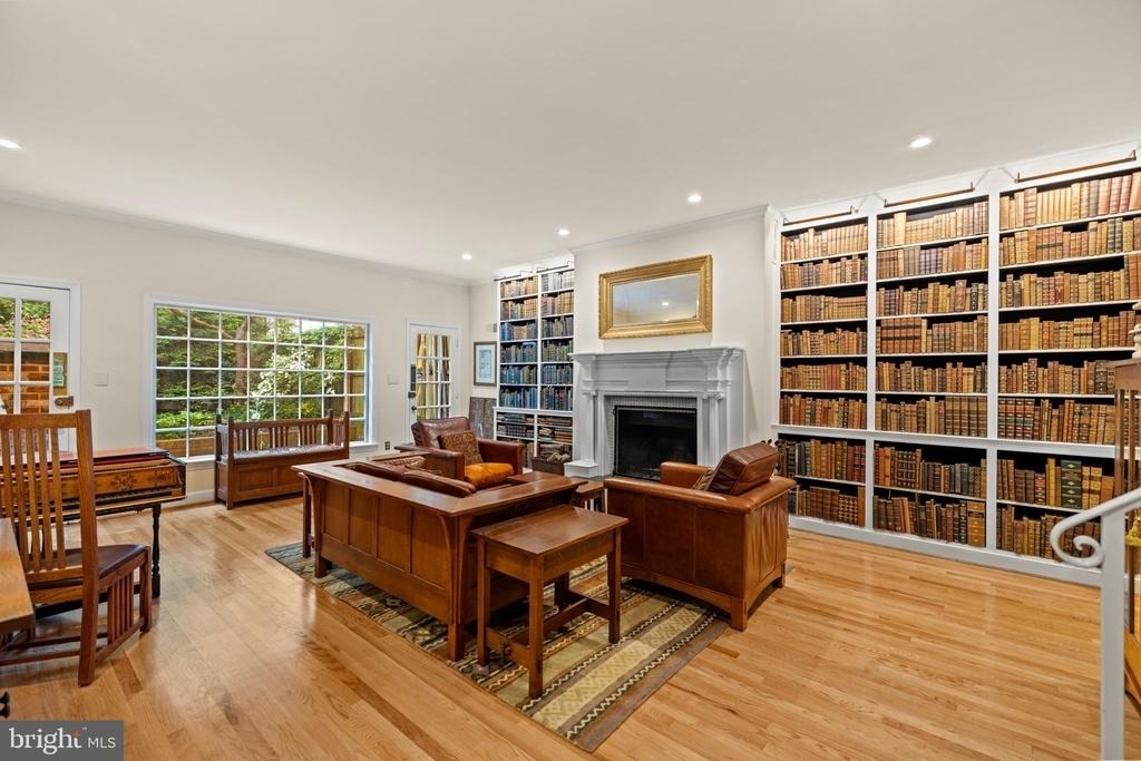 2426 I Street Nw - Photo 21
