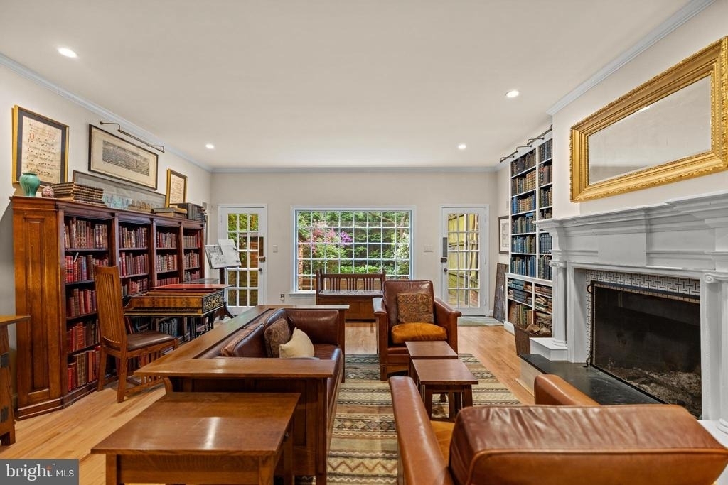 2426 I Street Nw - Photo 23