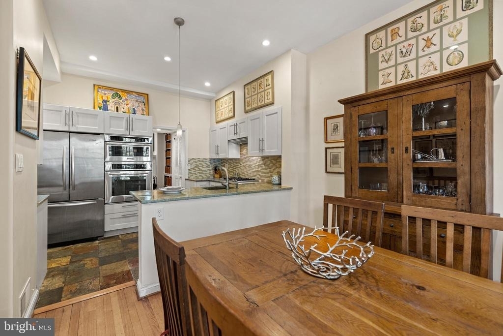 2426 I Street Nw - Photo 31