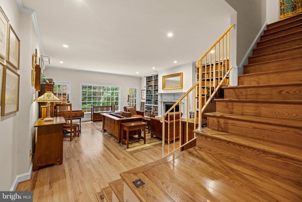 2426 I Street Nw - Photo 24