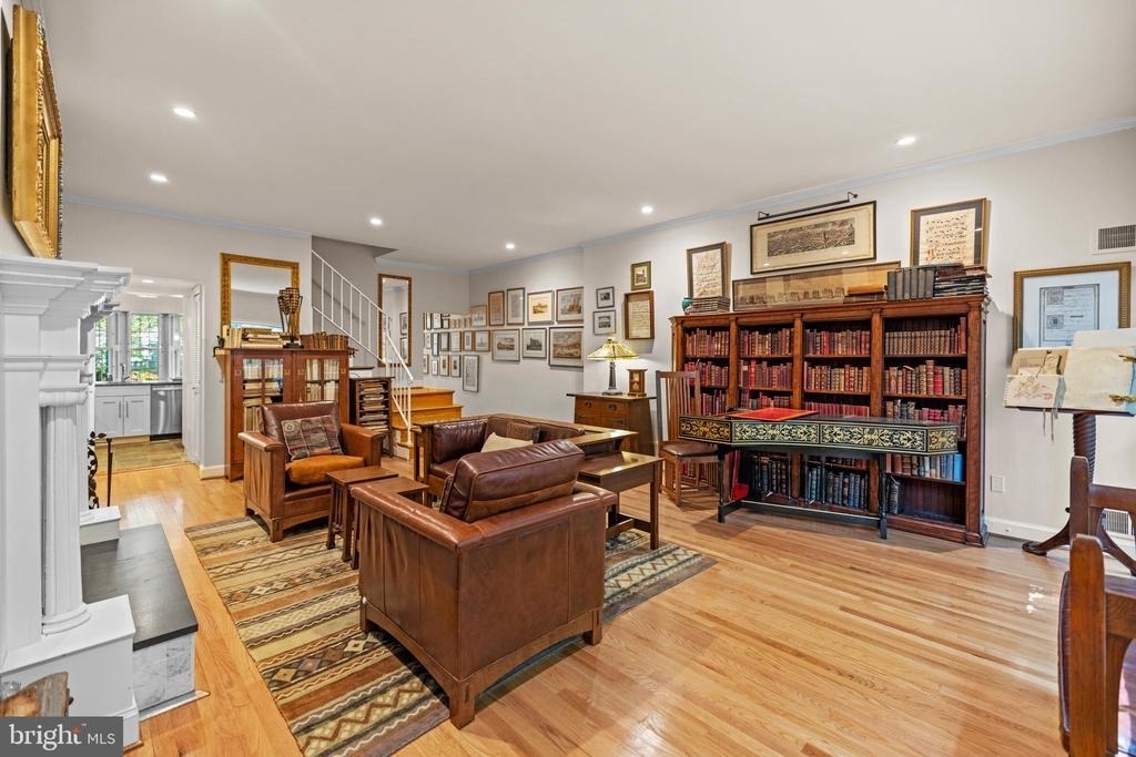 2426 I Street Nw - Photo 22