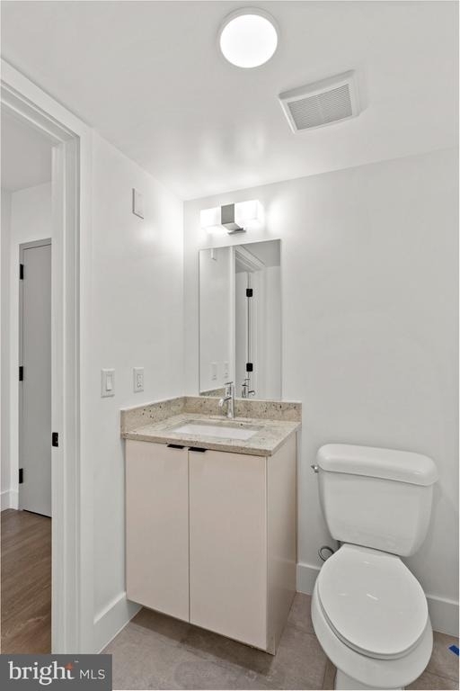 2415 37th St Nw - Photo 26