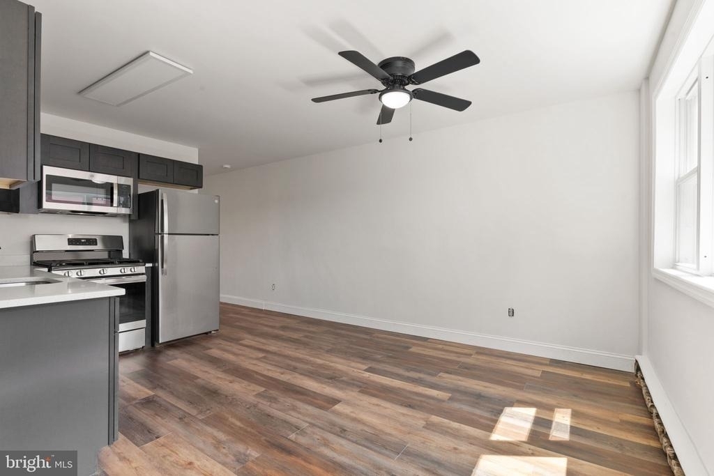 610 57th Street Ne - Photo 9