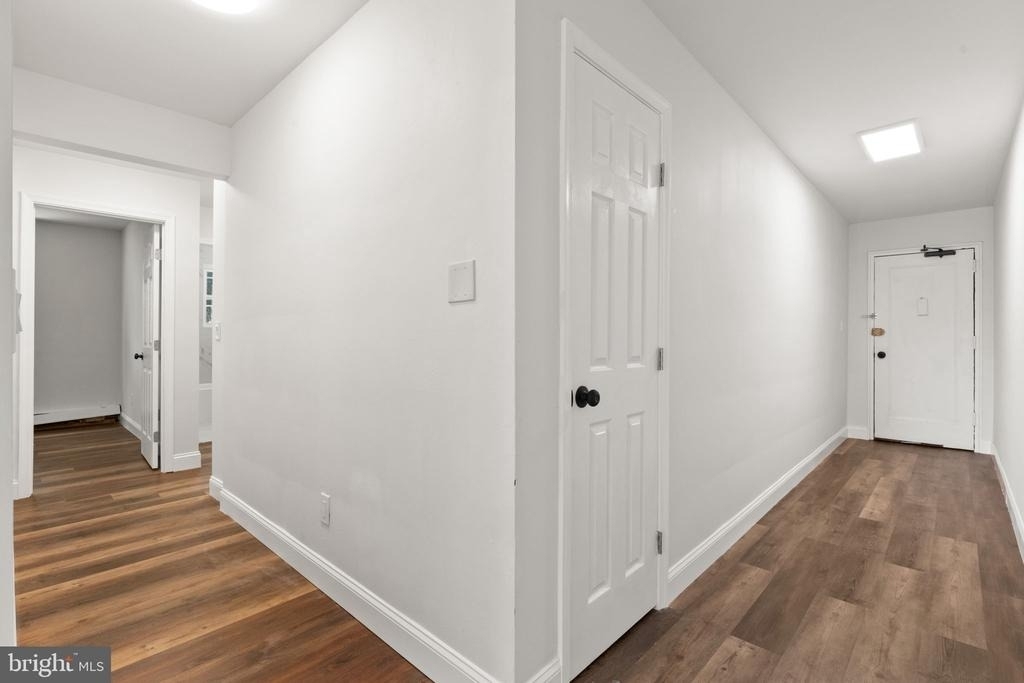 610 57th Street Ne - Photo 8