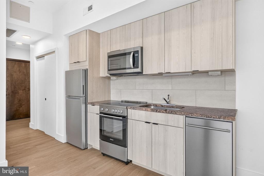 1731 Kalorama Road Nw - Photo 13