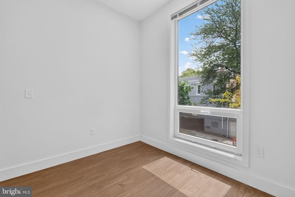 1731 Kalorama Road Nw - Photo 20
