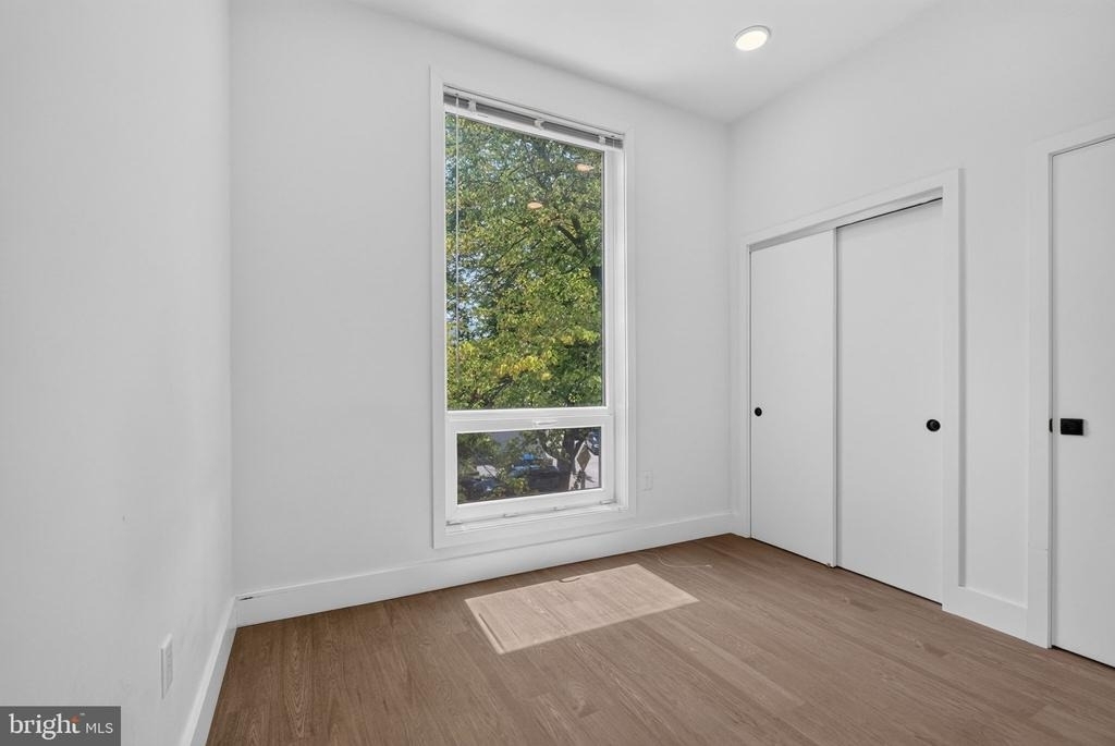 1731 Kalorama Road Nw - Photo 19