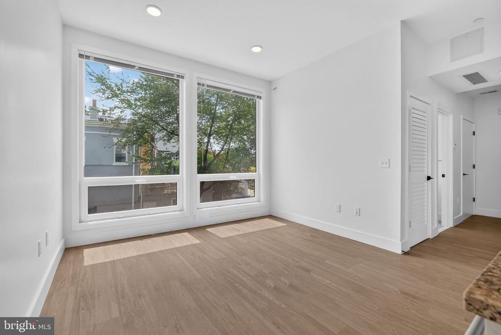 1731 Kalorama Road Nw - Photo 8
