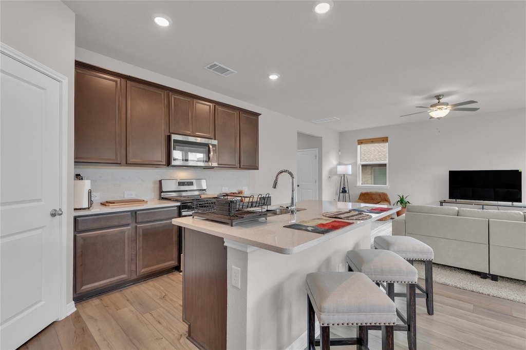 6401 Night Chinook Dr - Photo 8