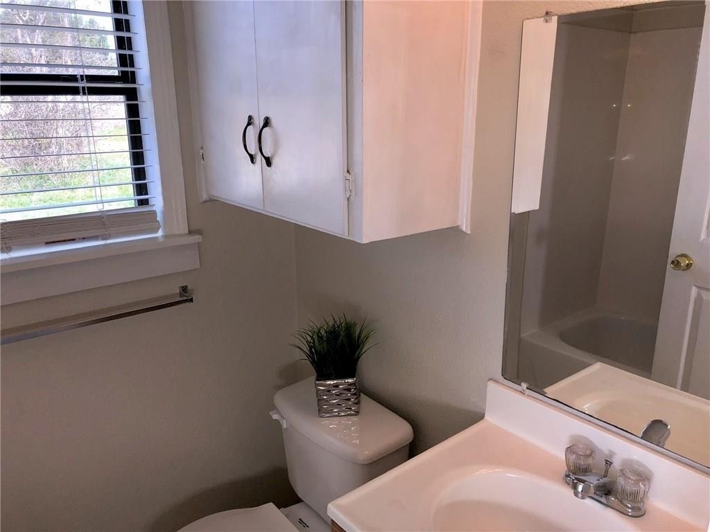 307 S Mustang Ave - Photo 18