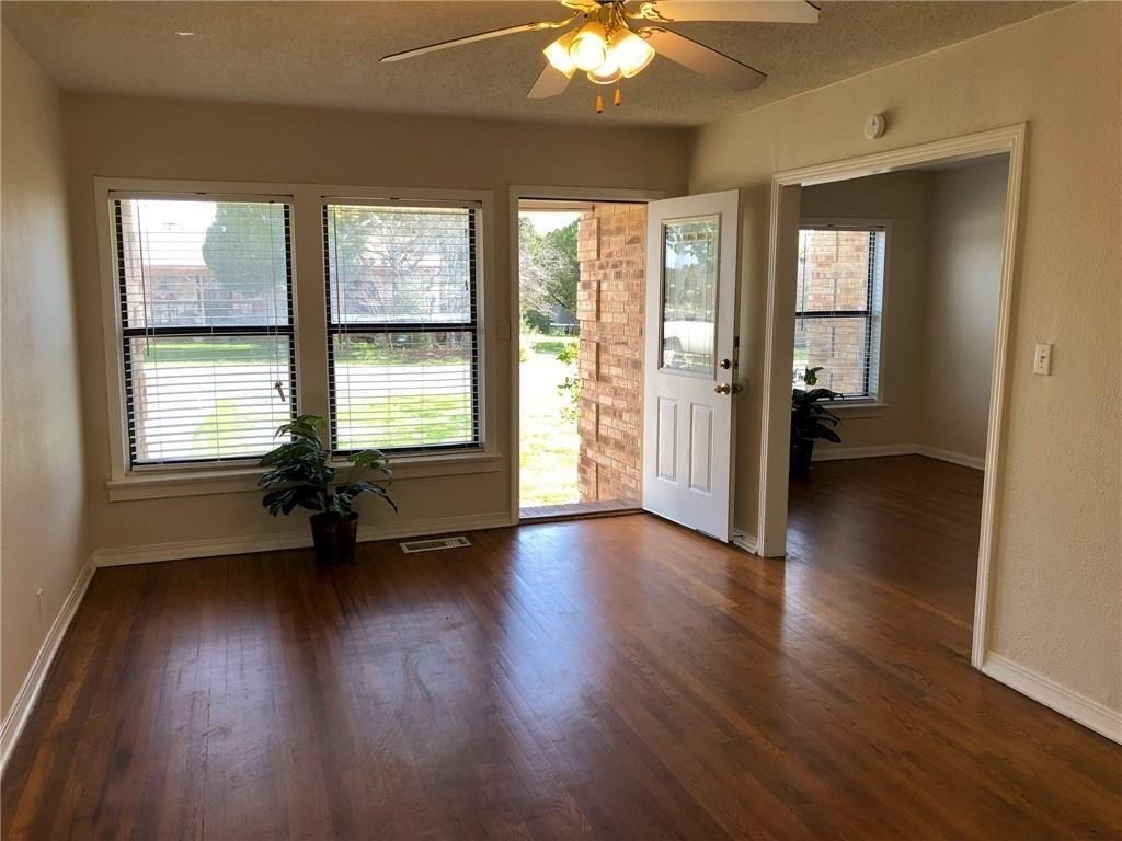 307 S Mustang Ave - Photo 10