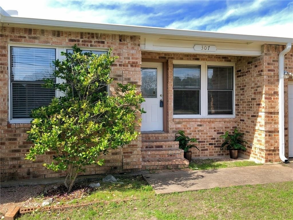 307 S Mustang Ave - Photo 9