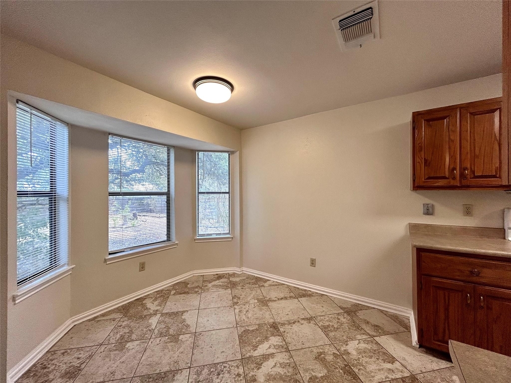 57 Woodcreek Dr - Photo 3
