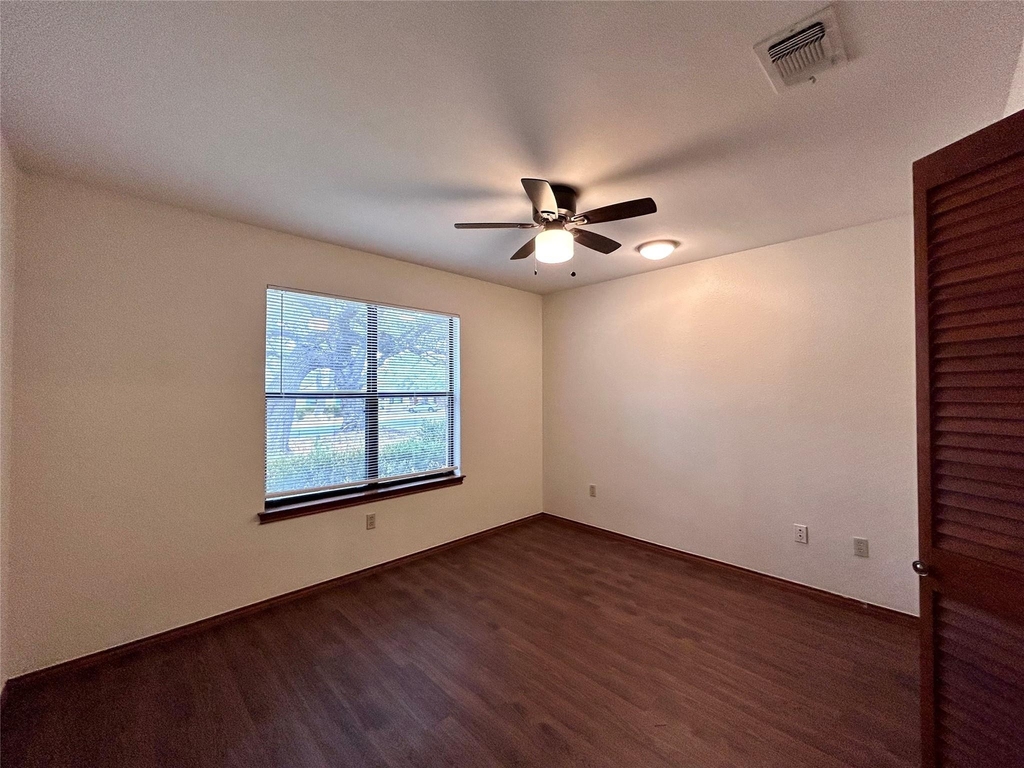 57 Woodcreek Dr - Photo 13