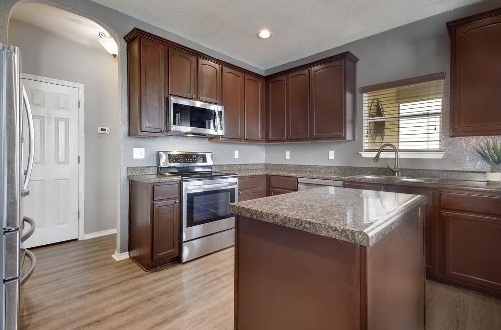 2234 Lakeline Dr - Photo 9