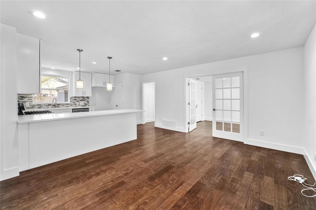 6414 Kenilworth Dr - Photo 4