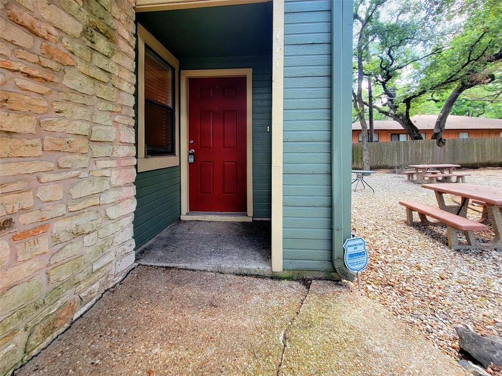 11970 Jollyville Rd - Photo 2