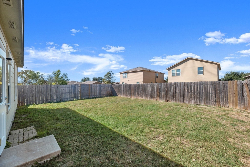 5704 Levenwood Ln - Photo 22