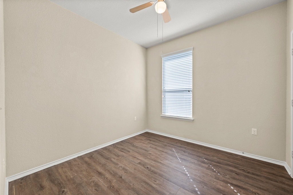 5704 Levenwood Ln - Photo 16