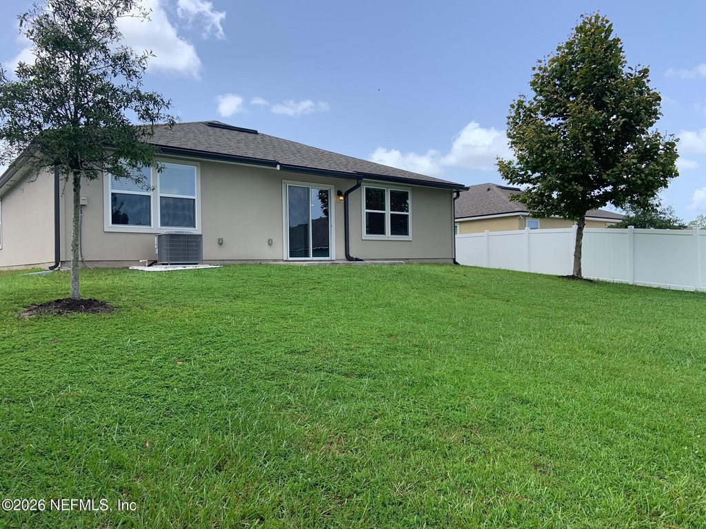1763 Eagle View Way - Photo 18
