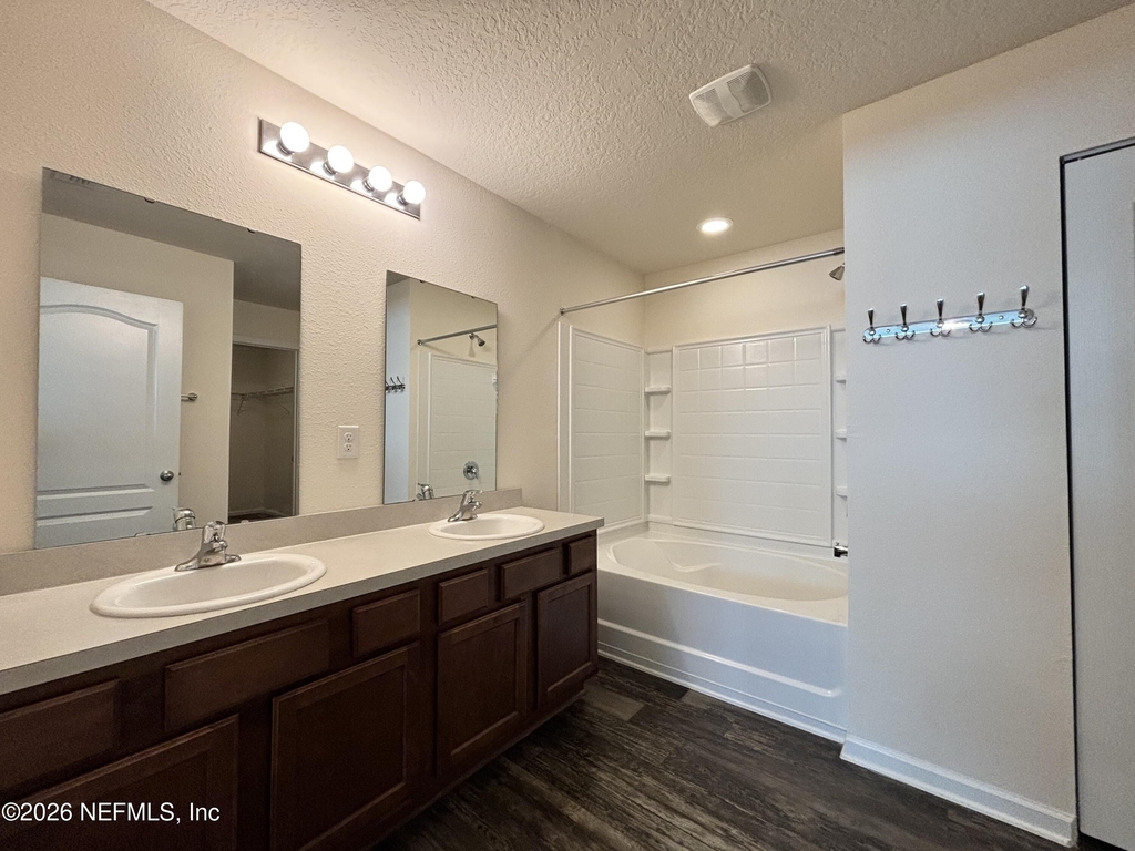 1763 Eagle View Way - Photo 31