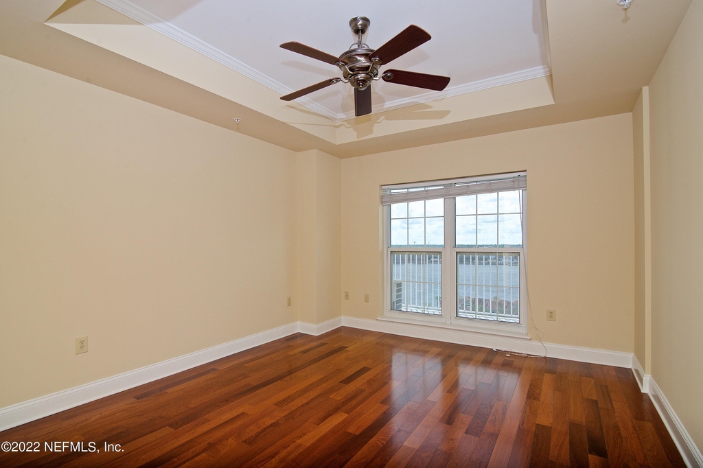 400 E Bay Street - Photo 60