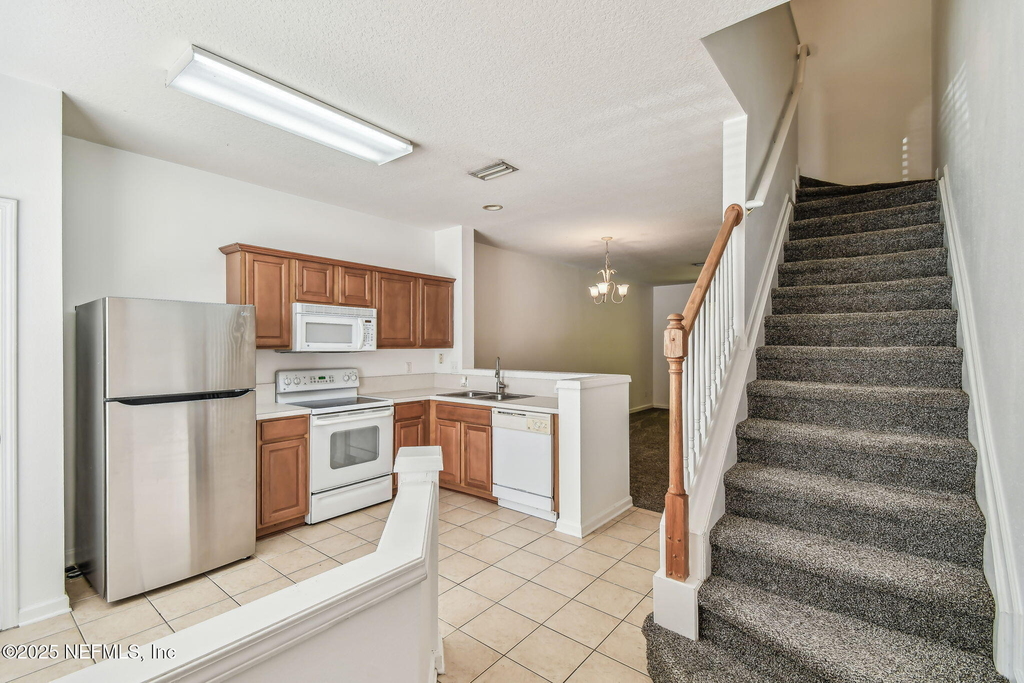 3491 Lone Tree Lane - Photo 5