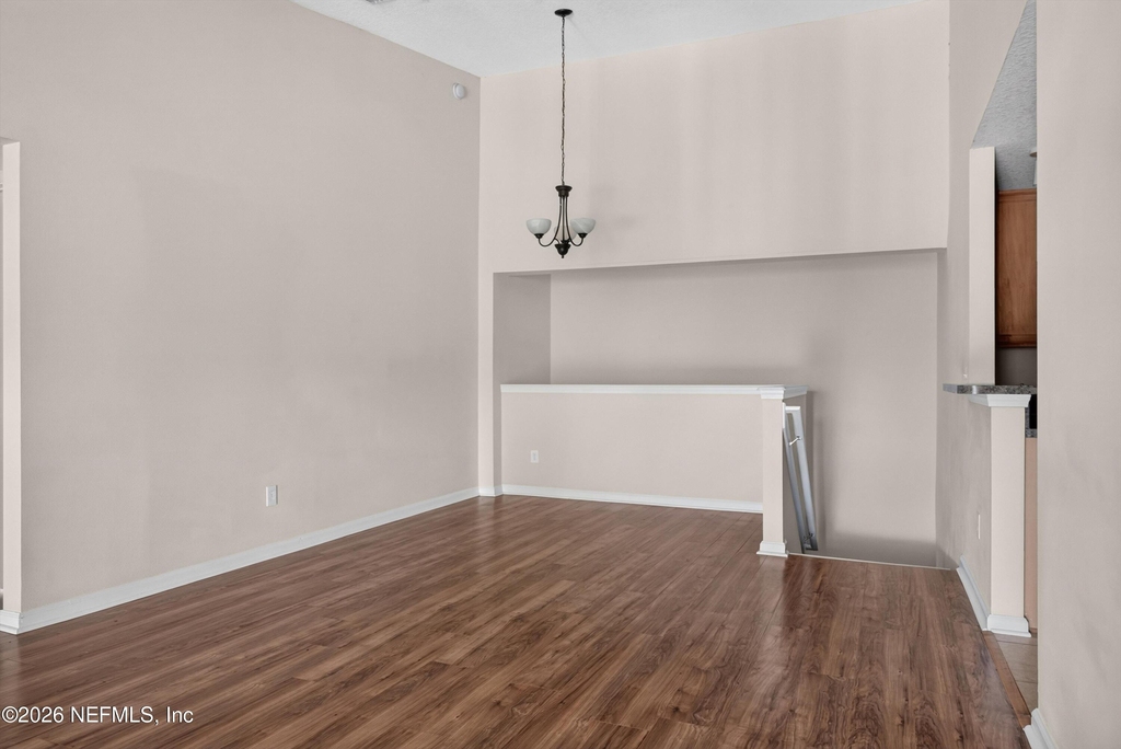 7047 Deer Lodge Circle - Photo 7
