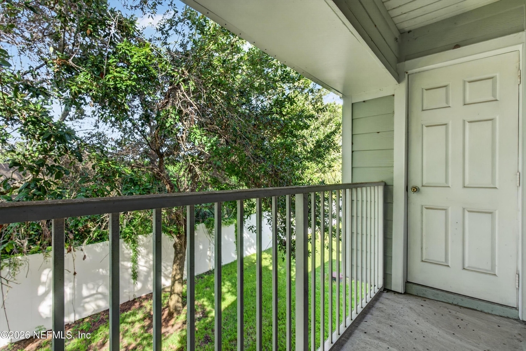 7047 Deer Lodge Circle - Photo 23