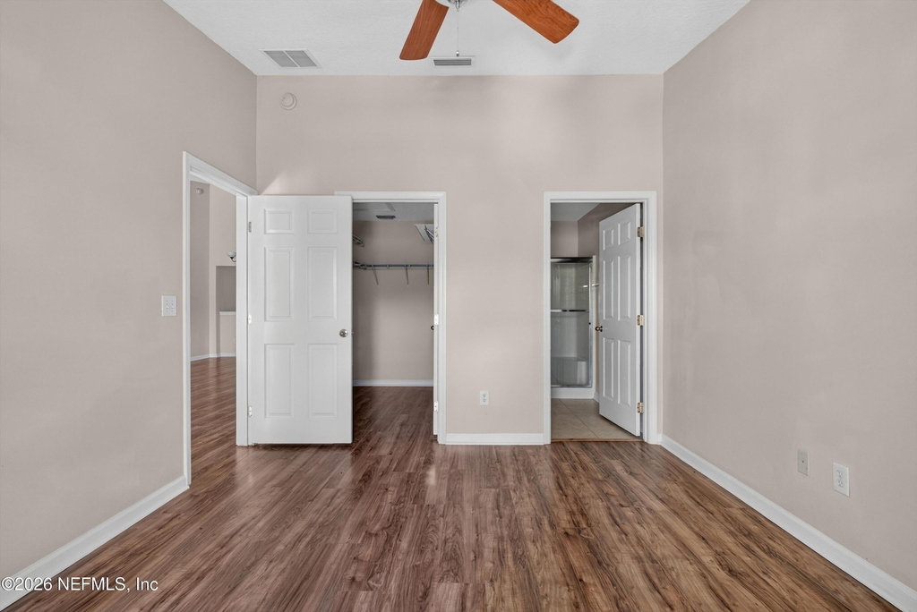 7047 Deer Lodge Circle - Photo 13