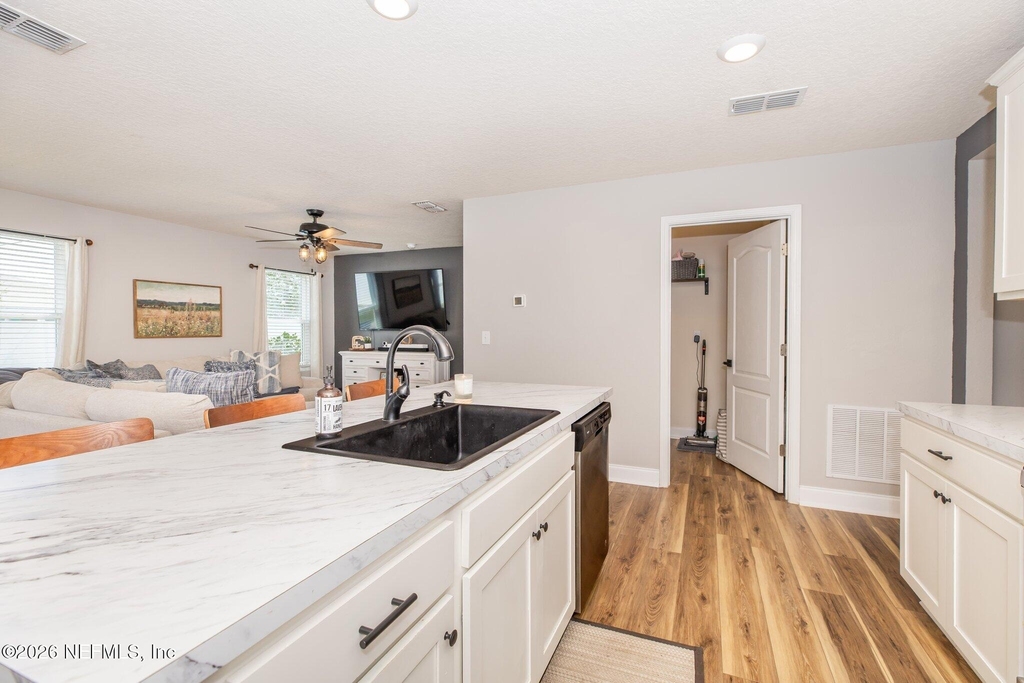 2989 Rock Creek Court - Photo 17