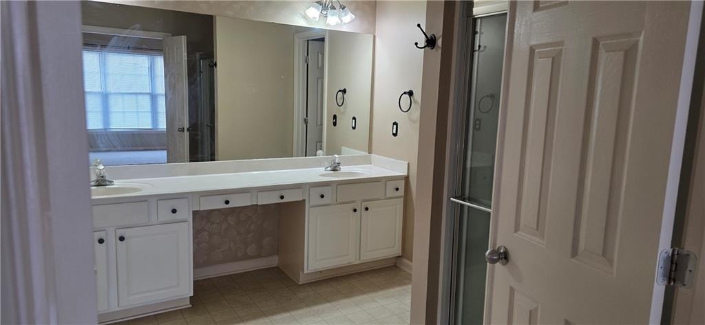 1399 Dulwich Court - Photo 5