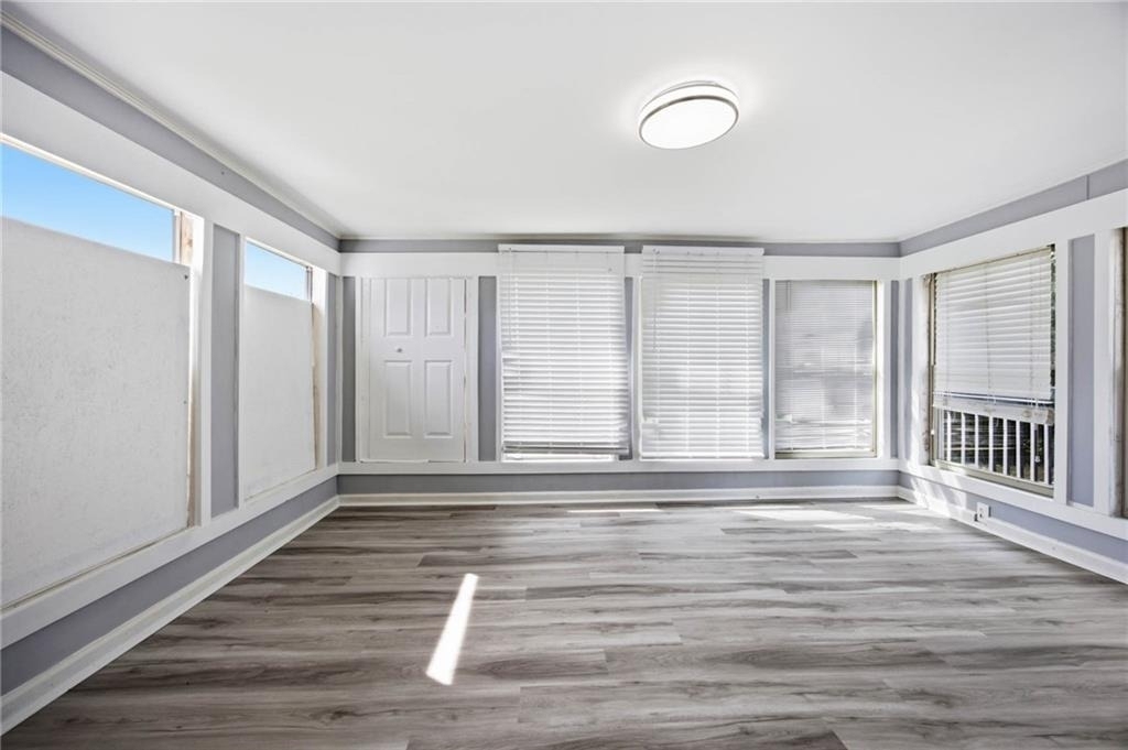 421 E Crogan Street - Photo 14