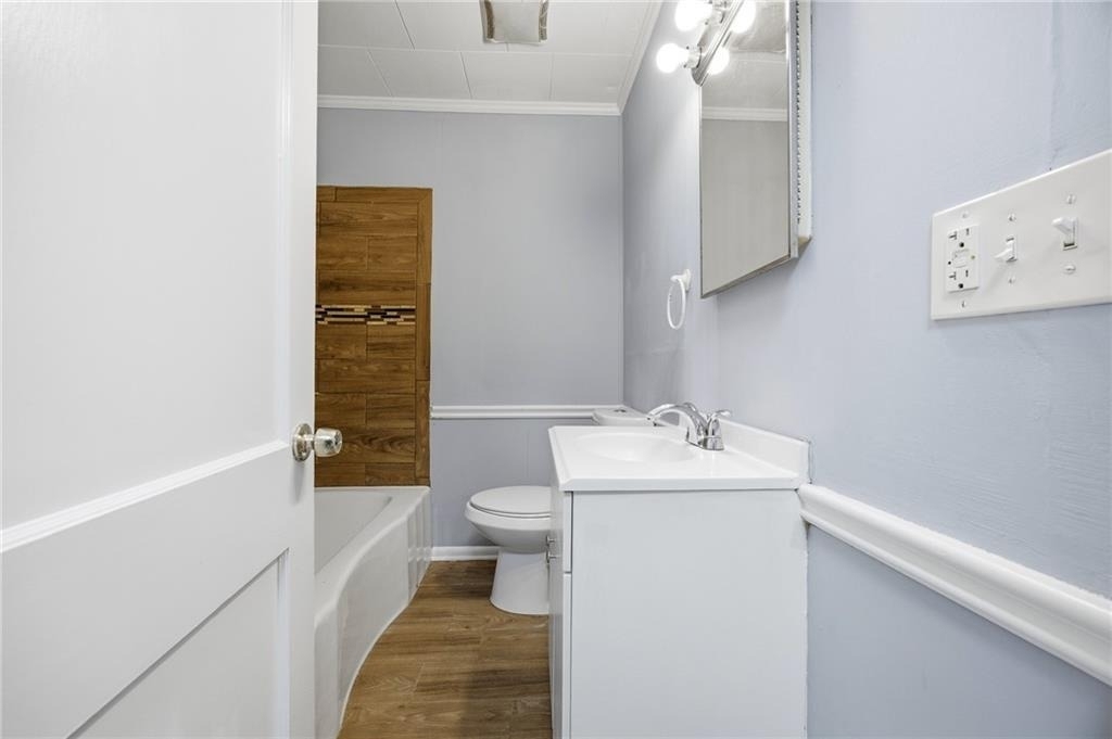 421 E Crogan Street - Photo 6