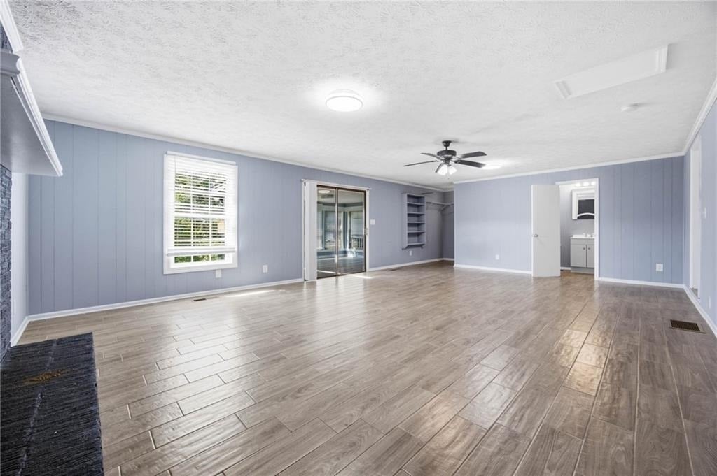 421 E Crogan Street - Photo 13