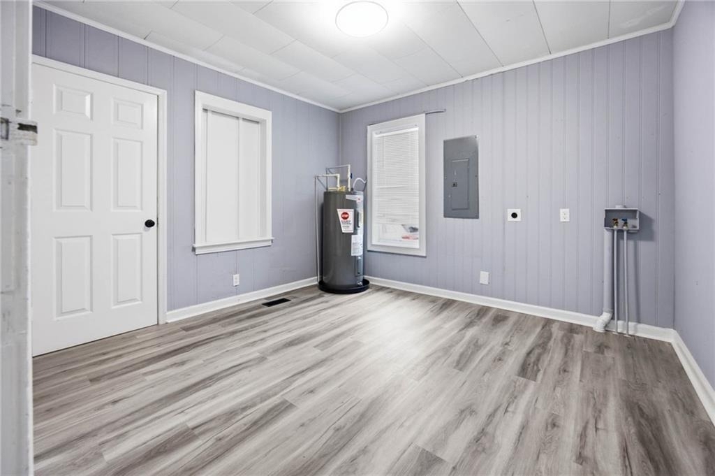 421 E Crogan Street - Photo 8
