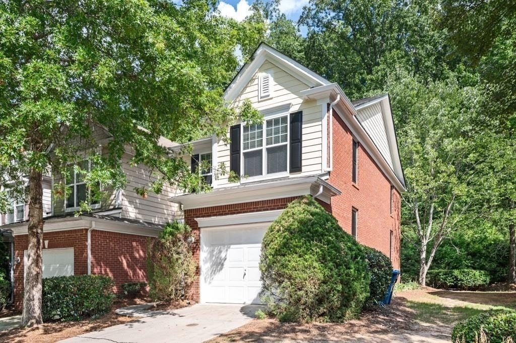 1998 Hailston Drive Nw - Photo 0
