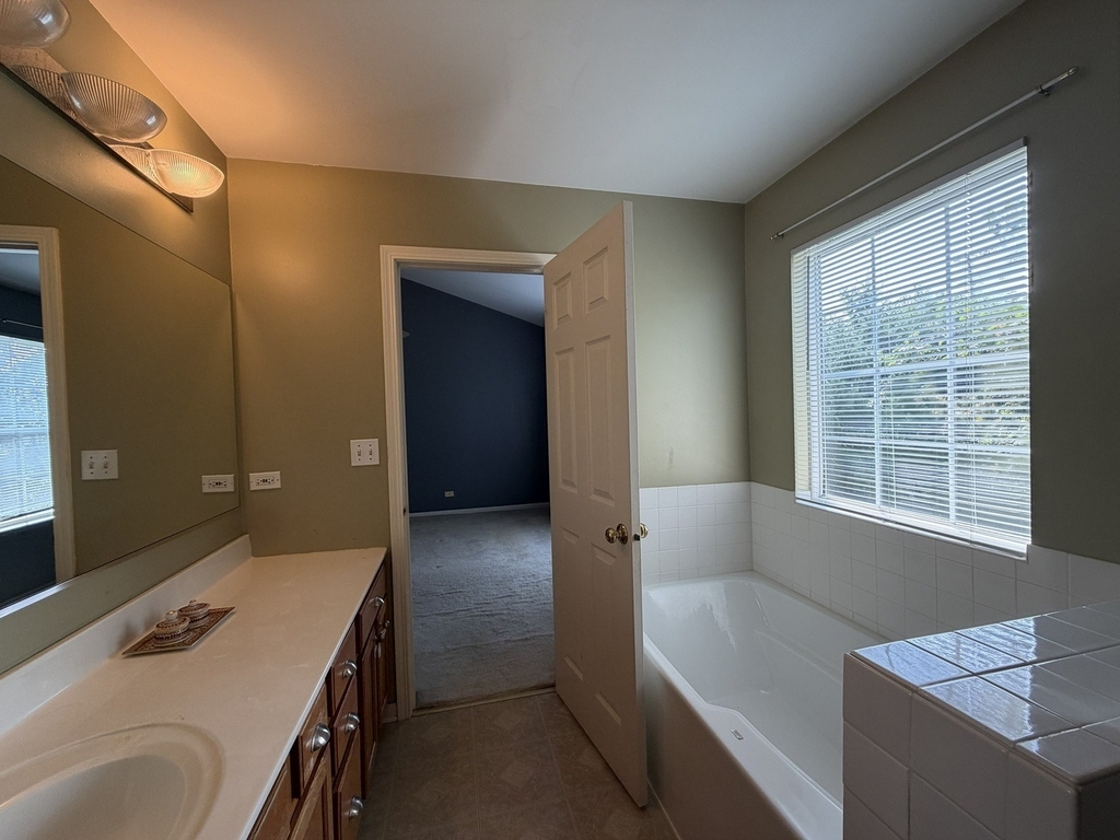 1995 Golden Gate Lane - Photo 19