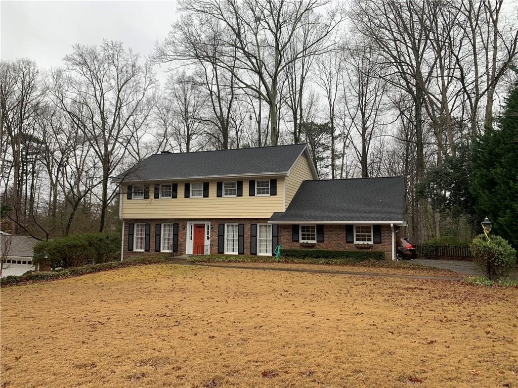 3896 Parkcrest Drive Ne - Photo 0