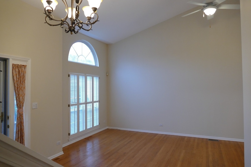 2052 Spice Lane - Photo 2