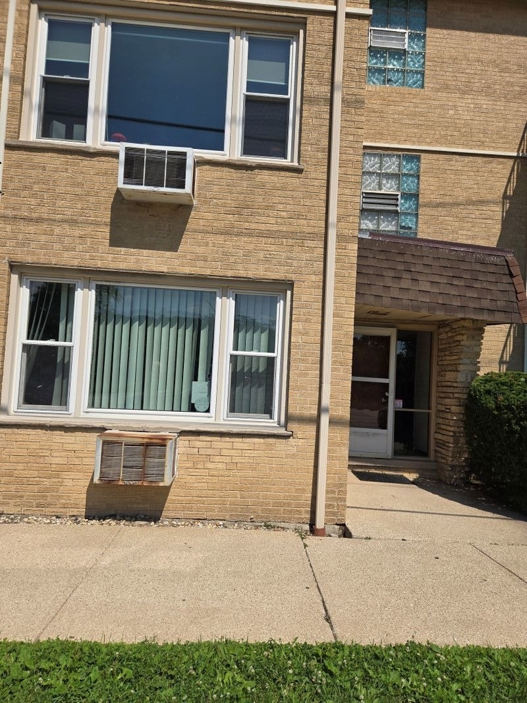 8758 W Berwyn Avenue - Photo 1
