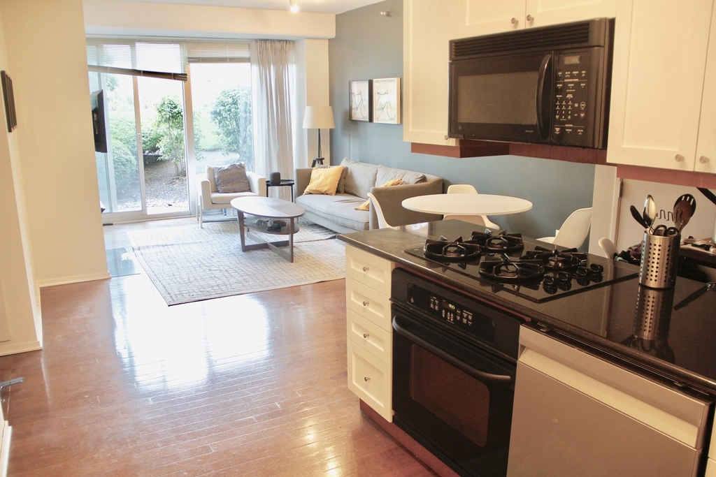 1720 Maple Avenue - Photo 5