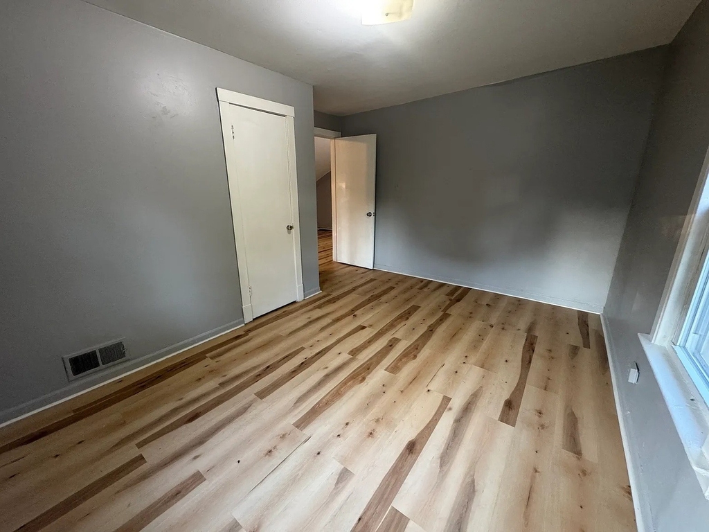 2030 Dodge Avenue - Photo 14